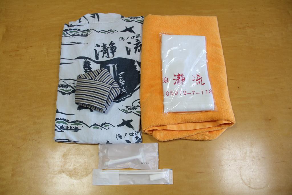 Iruka Onsen Hotel Seiryuusou Kumano Ruang foto